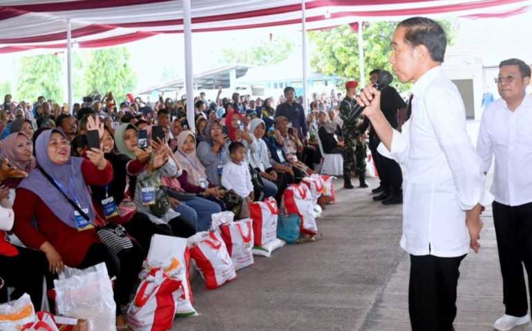 Pastikan Penyaluran Bantuan Pangan, Presiden Jokowi: Jika APBN Mencukupi akan Dilanjutkan