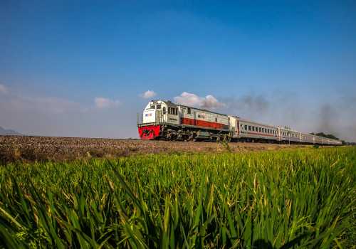 Tidak Ada Imbas  Kecelakaan Kereta Api Commuterline Bandung Raya di Daop 4 Semarang