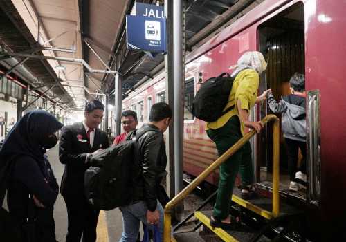 KAI Daop 4 Layani 402 Ribu Pelanggan Kereta Api Selama Masa Angkutan Nataru 2023-2024