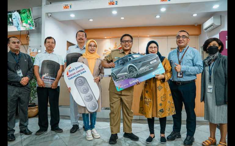 Nasabah Bank Jateng Cabang Salatiga Mendapatkan Hadiah Hyundai Ioniq 5