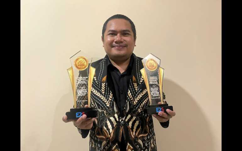 Pertamina Patra Niaga Regional Jawa Bagian Tengah Raih Best CSR dan Best Social Innovation Dalam E2S Award 2023