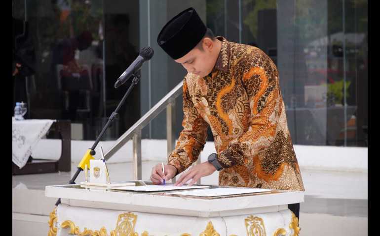 Bupati Kendal Lantik Pejabat Administrator dan Pejabat Pengawas