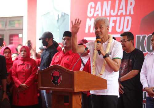 Pilpres Semakin Dekat, Ganjar Mandatkan Pendukung Disiplin Turun ke Rakyat