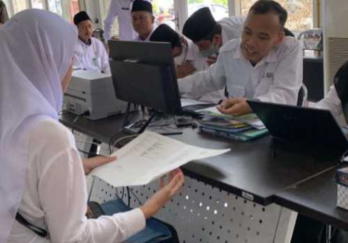 18 Pasutri di Kendal Lega Status Pernikahannya Terdaftar oleh Negara