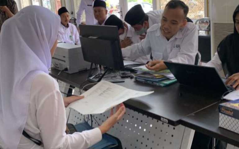 18 Pasutri di Kendal Lega Status Pernikahannya Terdaftar oleh Negara