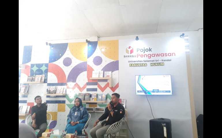 Gandeng FH Uniss, Bawaslu Kendal Launching Pojok Pengawasan Pemilu 2024