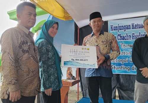 Ketua TP PKK Kabupaten Kendal Resmikan Pamsimas di Desa Pekuncen