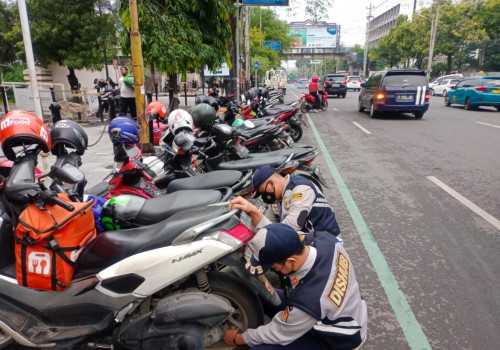 Beri Tanggapan Dishub Kota Semarang, Terkait Juru Parkir Nakal Resahkan Wisatwan