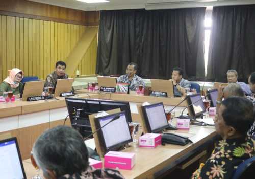 Komisi B Komitmen, Bantu Aspirasi Pelaku Usaha Tahu Tempe