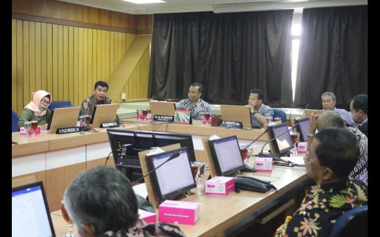 Komisi B Komitmen, Bantu Aspirasi Pelaku Usaha Tahu Tempe