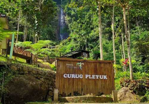 Curug Pletuk : Surga Fotografi di Pelukan Alam Pesangkalan Banjarnegara
