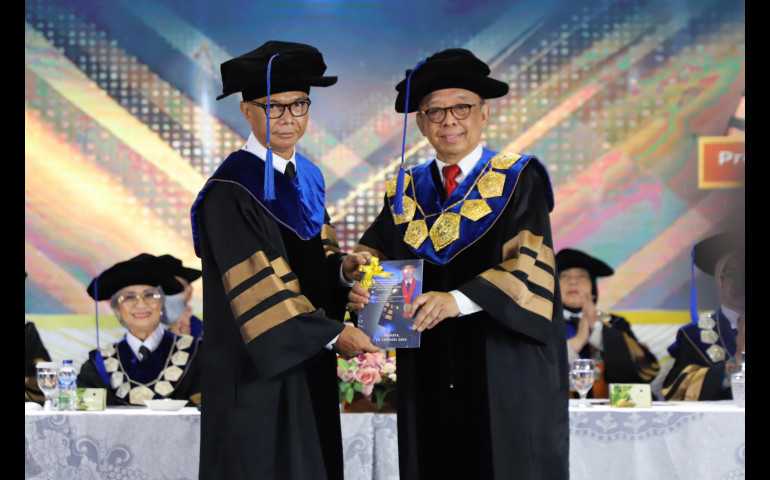 JAM Intel Reda Manthovani Dikukuhkan Sebagai Guru Besar di Universitas Pancasila