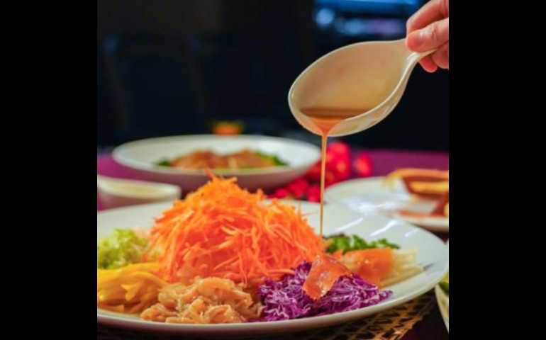 Serunya Tahun Baru Imlek di Padma Hotel Semarang, Sajikan Menu Spesial!