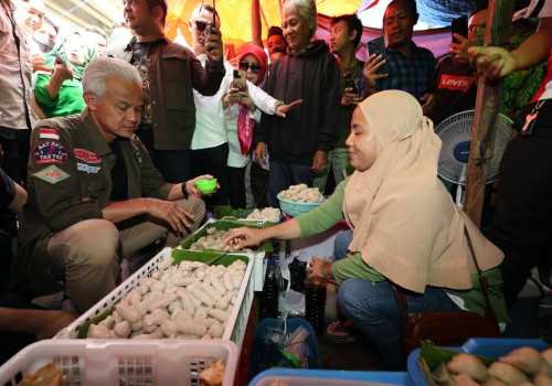 Pedagang dan Warga Palembang yakin Ganjar Mampu Stabilkan Harga Sembako