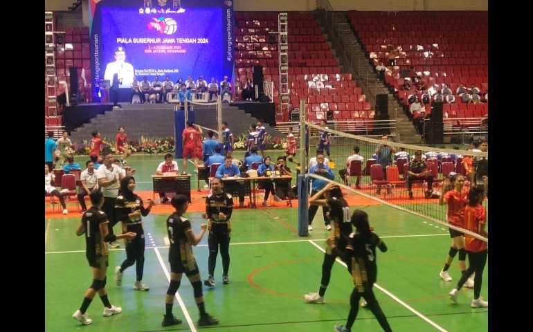 Resmi Dibuka ! Turnamen Bola Voli Piala Gubernur Awali Rangkaian Jateng Sport Tourism 2024