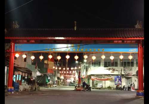 Tahun Baru Imlek, Warna-Warni Lampion Menyapa Pecinan Semarang