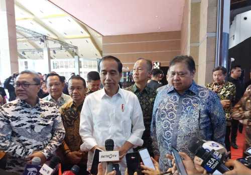 Presiden Jokowi Minta Masyarakat Tunggu Hasil Hitung Suara Resmi KPU soal Pilpres