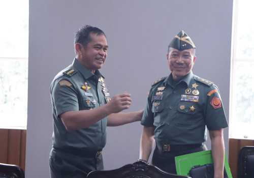 Kepala Staf Angkatan Darat Terima Kunjungan JAMPIDMIL