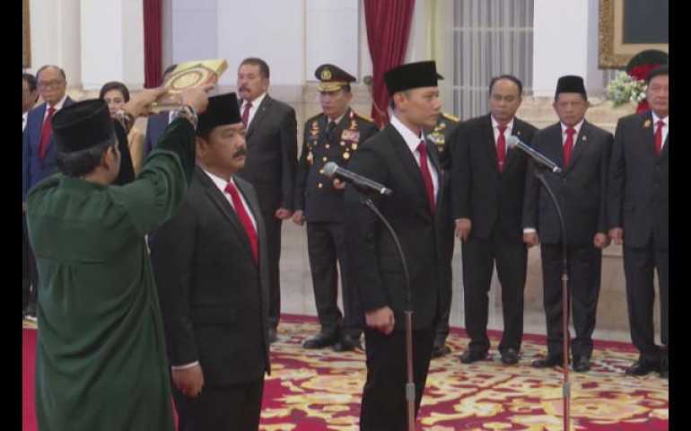 Presiden Jokowi Lantik Hadi Tjahjanto sebagai Menkopolhukam & AHY sebagai Menteri ATR