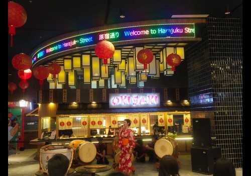 Berikan Warna Baru, Queen City Mall Hadirkan Harajuku Street untuk Pecinta Kuliner