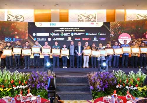 Pemerintah Nobatkan Dua Anak Usaha SIG Sebagai National Lighthouse Industri 4.0 atas Keberhasilan Transformasi Digital
