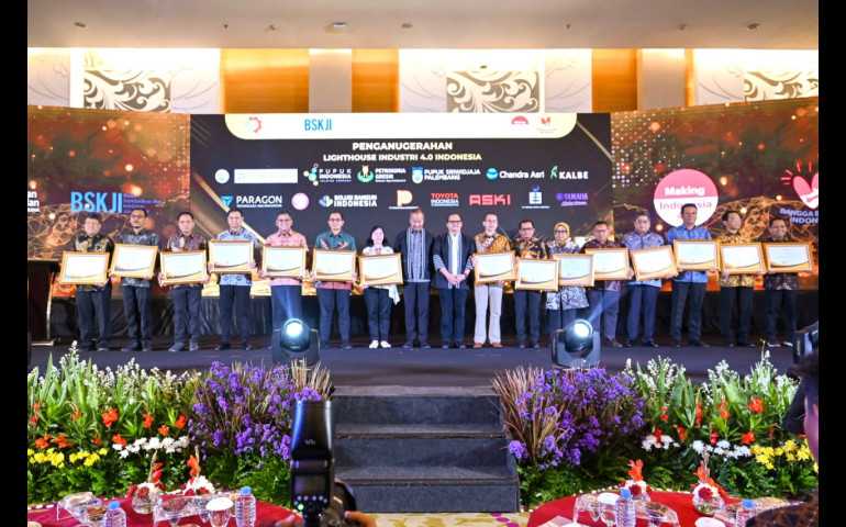 Pemerintah Nobatkan Dua Anak Usaha SIG Sebagai National Lighthouse Industri 4.0 atas Keberhasilan Transformasi Digital