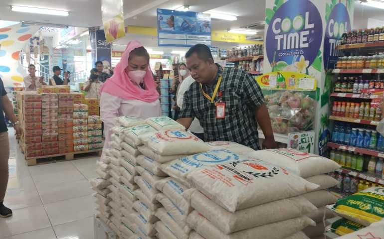Pemkot Semarang Minta Masyarakat Tak Panik Atas Kenaikan Harga Beras