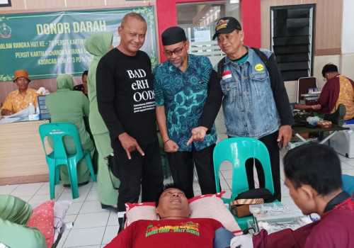 Baderhoods Kendal Lakukan Donor Darah dj Hari Jadi Persit Kartika Chandra ke-78