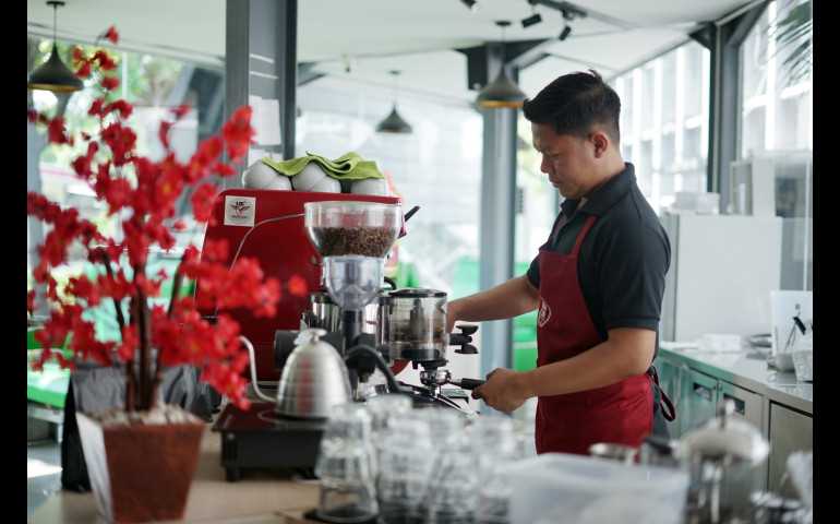 KAI Gelar Ngopi Bareng Gratis di Stasiun, Dapatkan Diskon Tiket KA 20 Persen di Masa Lebaran