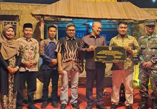 Resmikan Tugu Gotong Royong, Ferry Wawan Cahyono Apresiasi Langkah Bupati Kebumen Dongkrak Pembangunan Daerah