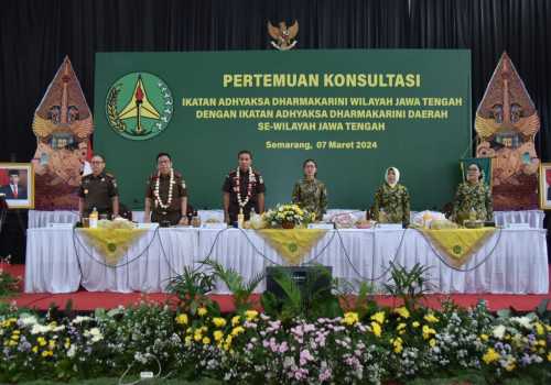 Kajati Jateng Made Minta IAD Kompak Dukung Tugas Suami di Kejaksaan