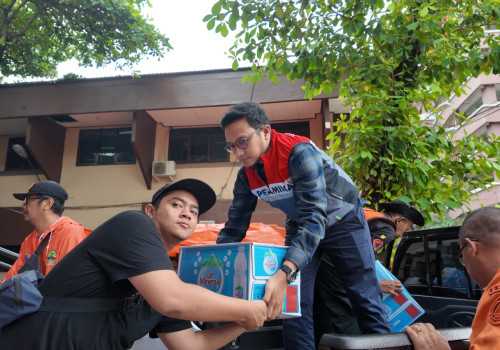 Sigap! Pertamina Patra Niaga Salurkan Bantuan Banjir Kota Semarang