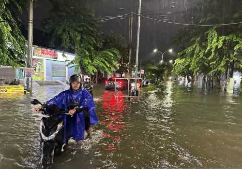 BNPB Pastikan Penanganan Dampak Banjir di Semarang Cepat dan Tepat