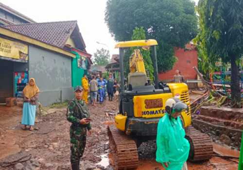 Banjir di 6 Wilayah, Pemprov Jateng Lakukan Evakuasi dan Siapkan Tempat Pengungsian
