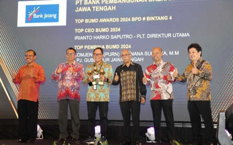 Bank Jateng Borong Penghargaan di TOP BUMD Awards 2024, Pj. Gubernur Jawa Tengah Jadi TOP Pembina BUMD 2024