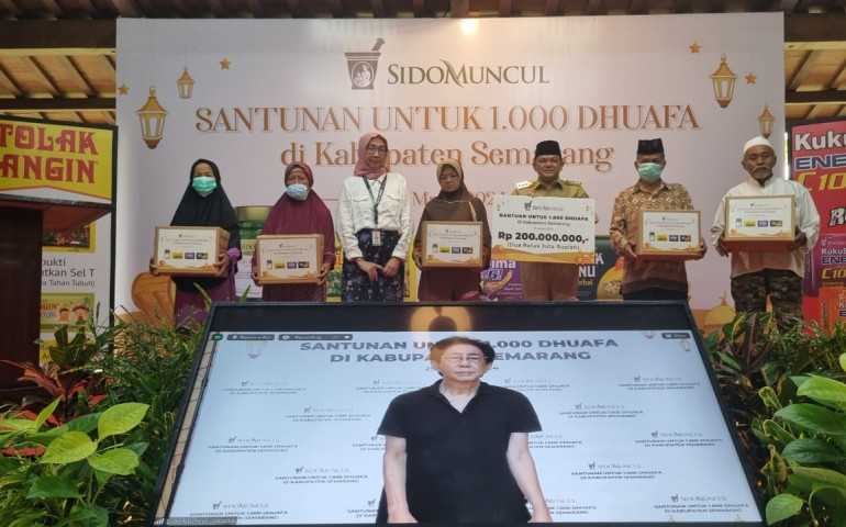 Sido Muncul Berbagi Berkah, Salurkan Bantuan Sebanyak 1.000 Dhuafa dengan Bantuan Senilai Rp200 Juta