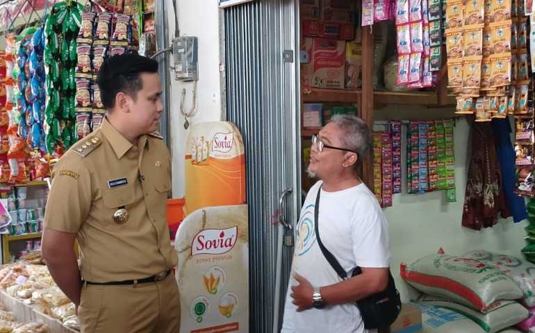 Jelang Idulfitri 2024, Bupati Kendal Dico M Ganinduto Kunjungi Pasar Tradisioanal