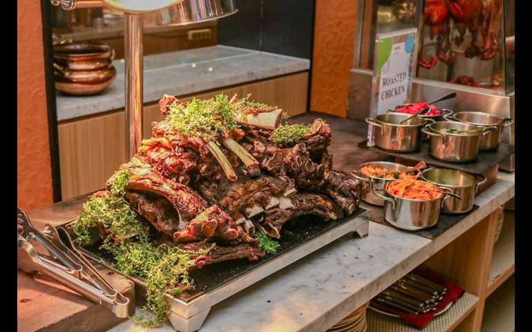 Artotel Suites Bianti Yogyakarta Hadirkan Menu Iftar Rempah Noesantara, Sajian Penuh Olahan Daging