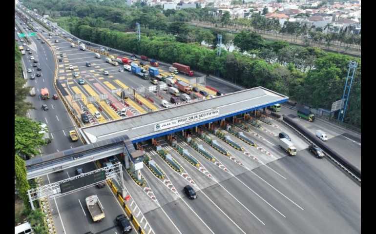 Diperkirakan Arus Mudik Lebaran Bertambah, Jasa Marga Siap Tambah 700 Petugas Transaksi Selama Arus Mudik Lebaran