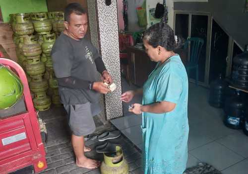 Stok LPG 3 Kg di Sejumlah Pangkalan di Semarang Aman