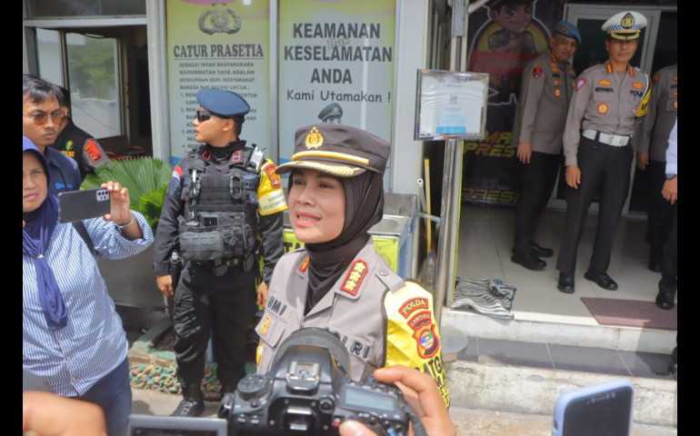 Polda Lampung Lakukan Screening Tiket Kapal Saat Arus Balik Idul Fitri 1445 Hijriah