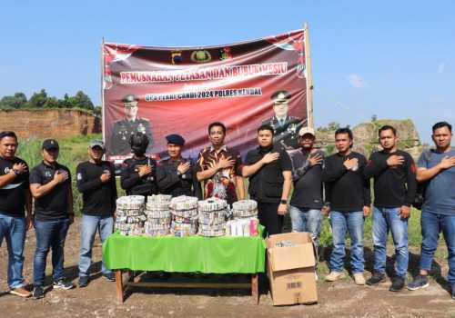 Sebanyak 5.103 Petasan Dimusnahkan oleh Polres Kendal