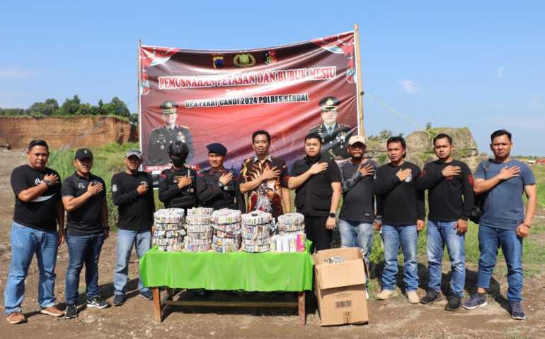 Sebanyak 5.103 Petasan Dimusnahkan oleh Polres Kendal