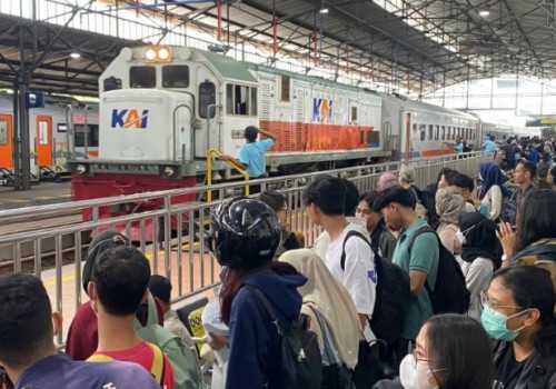 KAI Daop 4 Semarang Sukses Layani 1 Juta Penumpang Selama Periode Angkutan Lebaran 2024