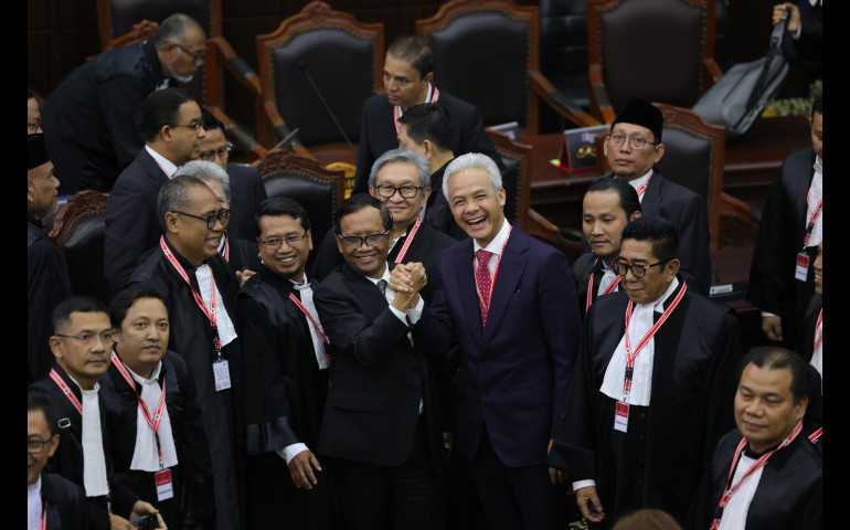 Ganjar-Mahfud Ucapkan Selamat ke Prabowo-Gibran, Ajak Bersatu Kembali untuk Bangsa