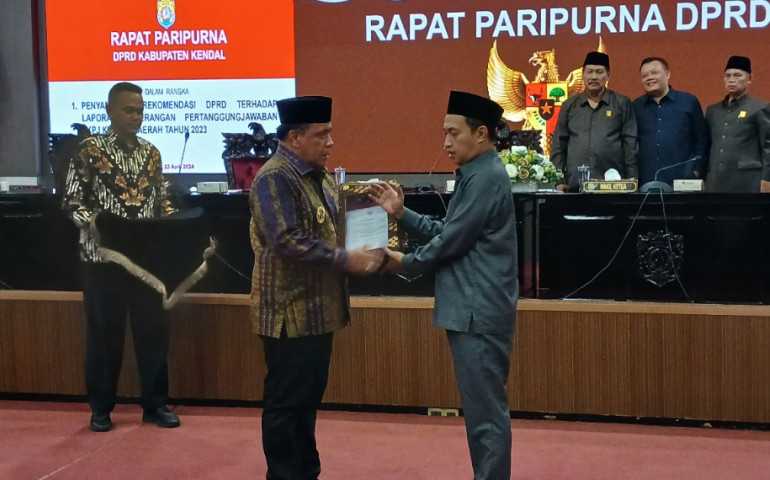 Gelar Rapat Paripurna, DPRD Kendal Berikan Rekomendasi Terhadap LKPJ Kepala Daerah Tahun 2023