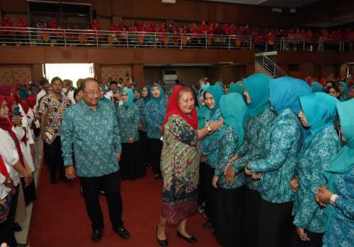 Mbak Ita Sebut Wanita Telah Tunjukkan Diri sebagai Garda Terdepan Pembangunan Daerah