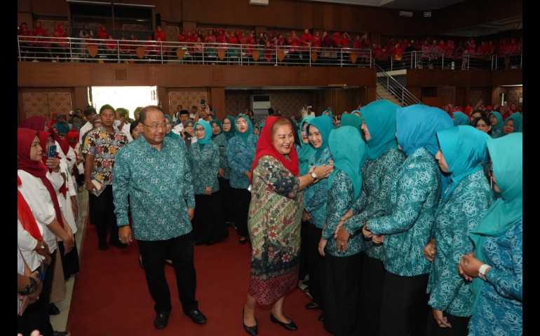 Mbak Ita Sebut Wanita Telah Tunjukkan Diri sebagai Garda Terdepan Pembangunan Daerah