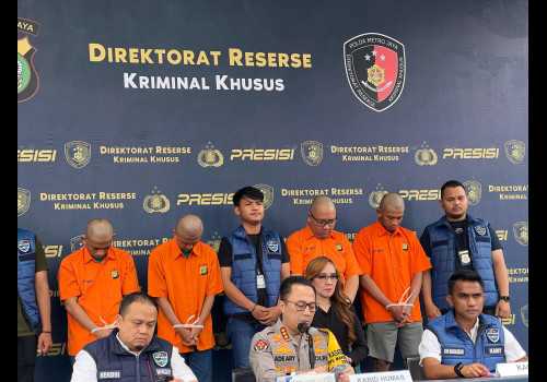 Polisi Tangkap Empat Tersangka Judi Online