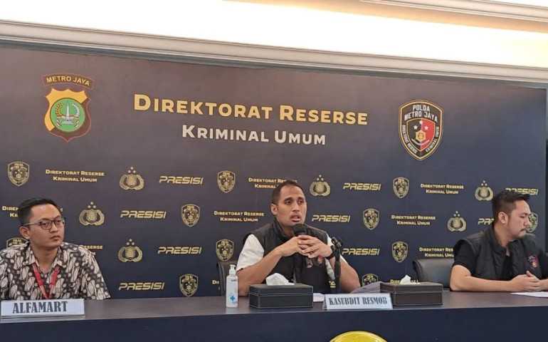 Tiga Rumah Mewah Markas Judi Online Digerebek Polisi